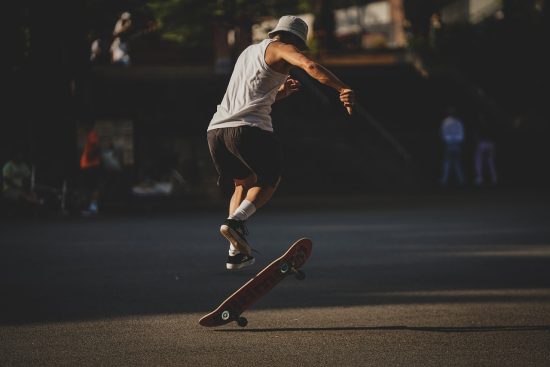 découvrez les principes de la pédagogie active, une approche éducative innovante qui favorise l'engagement des élèves et l'apprentissage par l'expérience. explorez des méthodes dynamiques pour stimuler la réflexion critique et renforcer les compétences pratiques. améliorez vos pratiques pédagogiques grâce à des stratégies interactives et participatives.