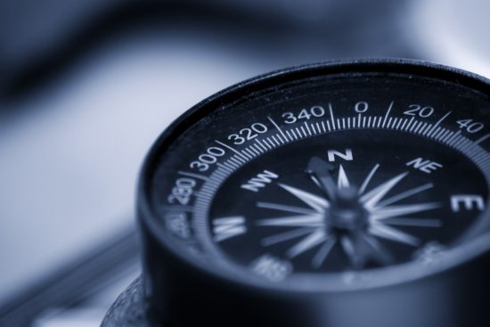 découvrez les principes du leadership éthique, une approche qui allie intégrité, transparence et responsabilité. apprenez comment inspirer et motiver votre équipe tout en respectant les valeurs éthiques fondamentales.