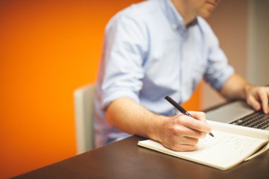 découvrez des stratégies de marketing efficaces pour dynamiser votre entreprise. apprenez à attirer et fidéliser vos clients grâce à des techniques innovantes et adaptées à votre marché.