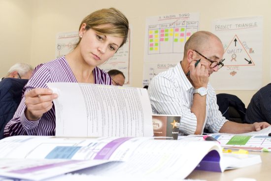 découvrez l'importance de la gestion des parties prenantes (stakeholder management) pour assurer le succès de vos projets. apprenez les meilleures pratiques pour identifier, analyser et impliquer efficacement les acteurs clés tout au long du processus décisionnel.