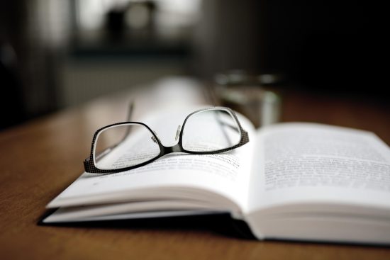 découvrez l'importance du management des connaissances dans les organisations modernes. apprenez comment optimiser la gestion des savoirs, favoriser l'innovation et améliorer la collaboration au sein de votre entreprise grâce à des stratégies efficaces et des outils adaptés.