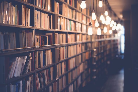 découvrez l'importance du gestion des connaissances pour optimiser la performance de votre entreprise. apprenez à capitaliser sur le savoir-faire collectif, à faciliter le partage d'informations et à favoriser l'innovation grâce à des stratégies efficaces de management des connaissances.